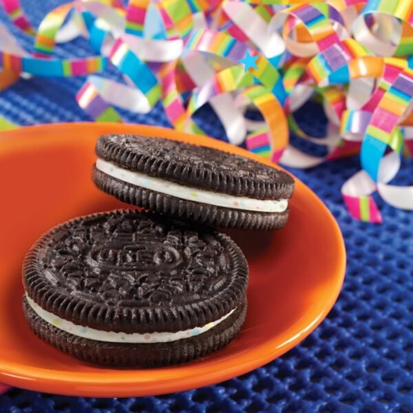 Oreo Cookies Birthday Cake Family Size 482g