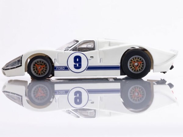 AFX Ford GT40 Mark IV #9 White Mega G+ HO Slot Car